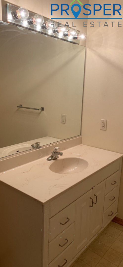 Menomonie Apartment: 2502 Wilson St