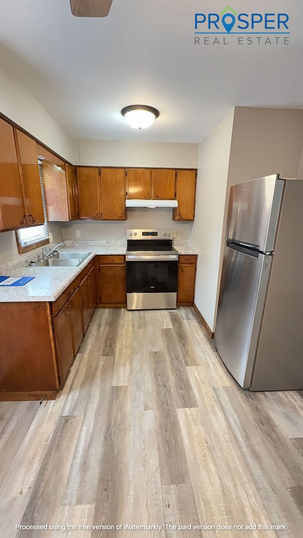 Eau Claire Apartment: 2803 Western Avenue