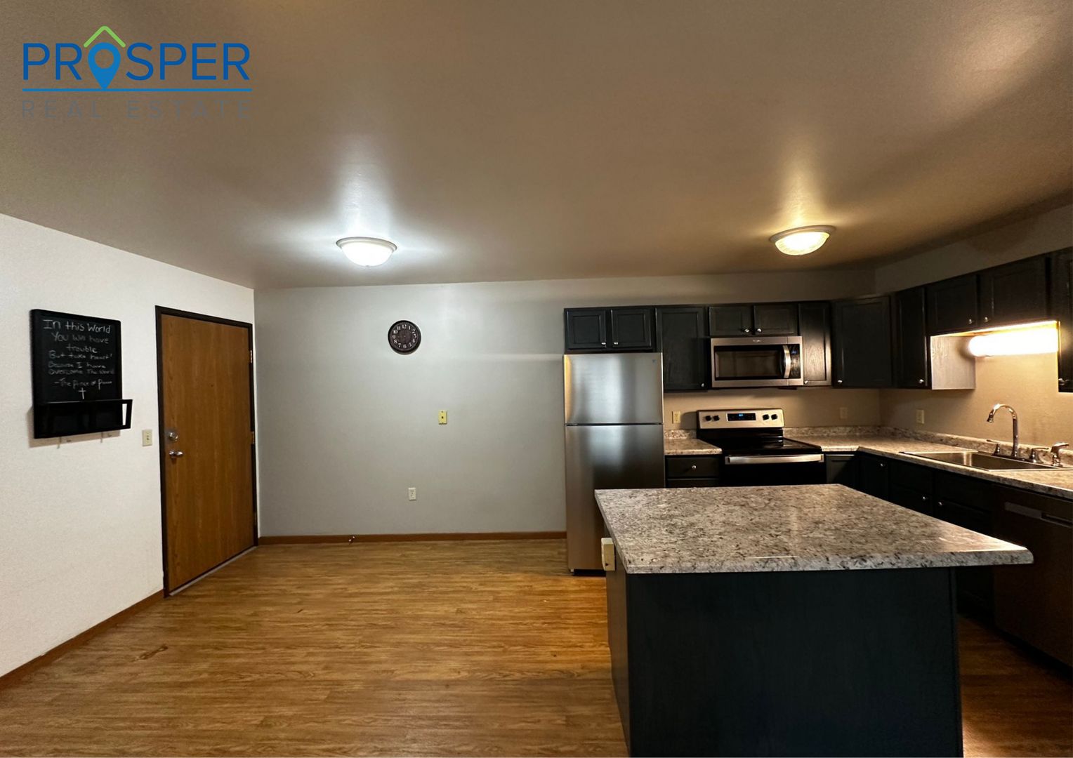 Eau Claire Apartment: 1211 South Dewey Street