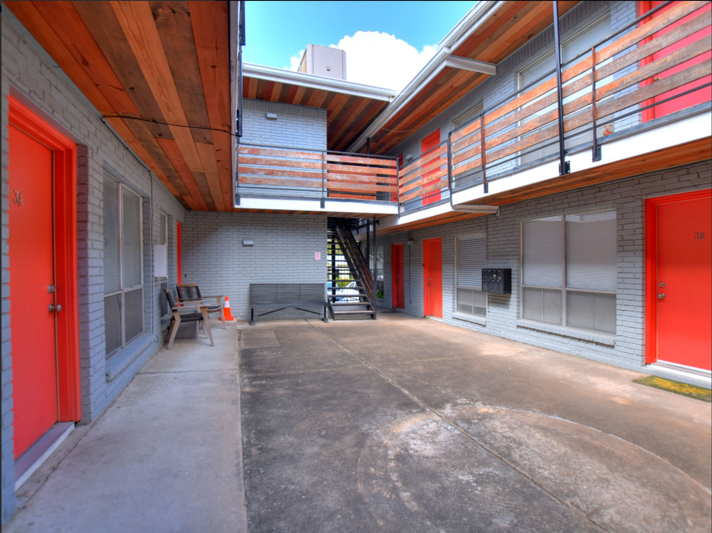 Austin Apartment: 408 W 37th St