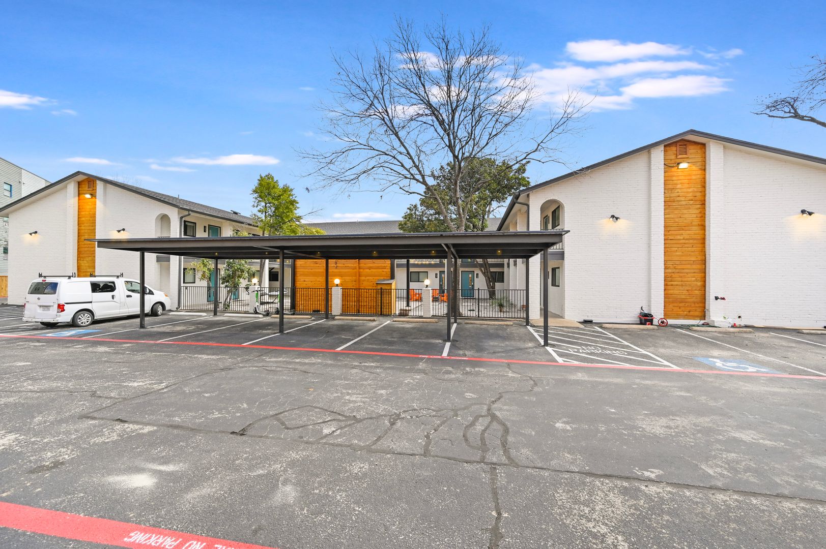 Delta Apartments
