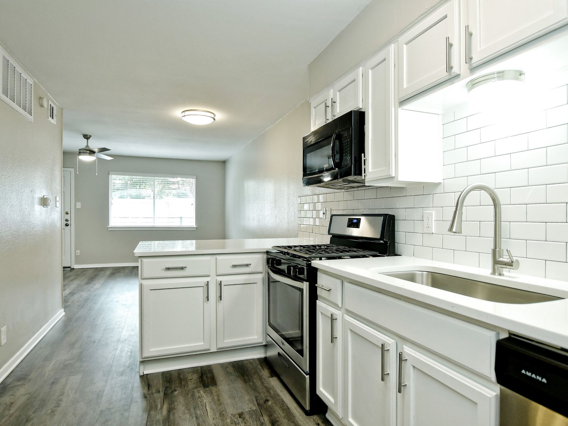 Sandpiper Apartments 5 of 12