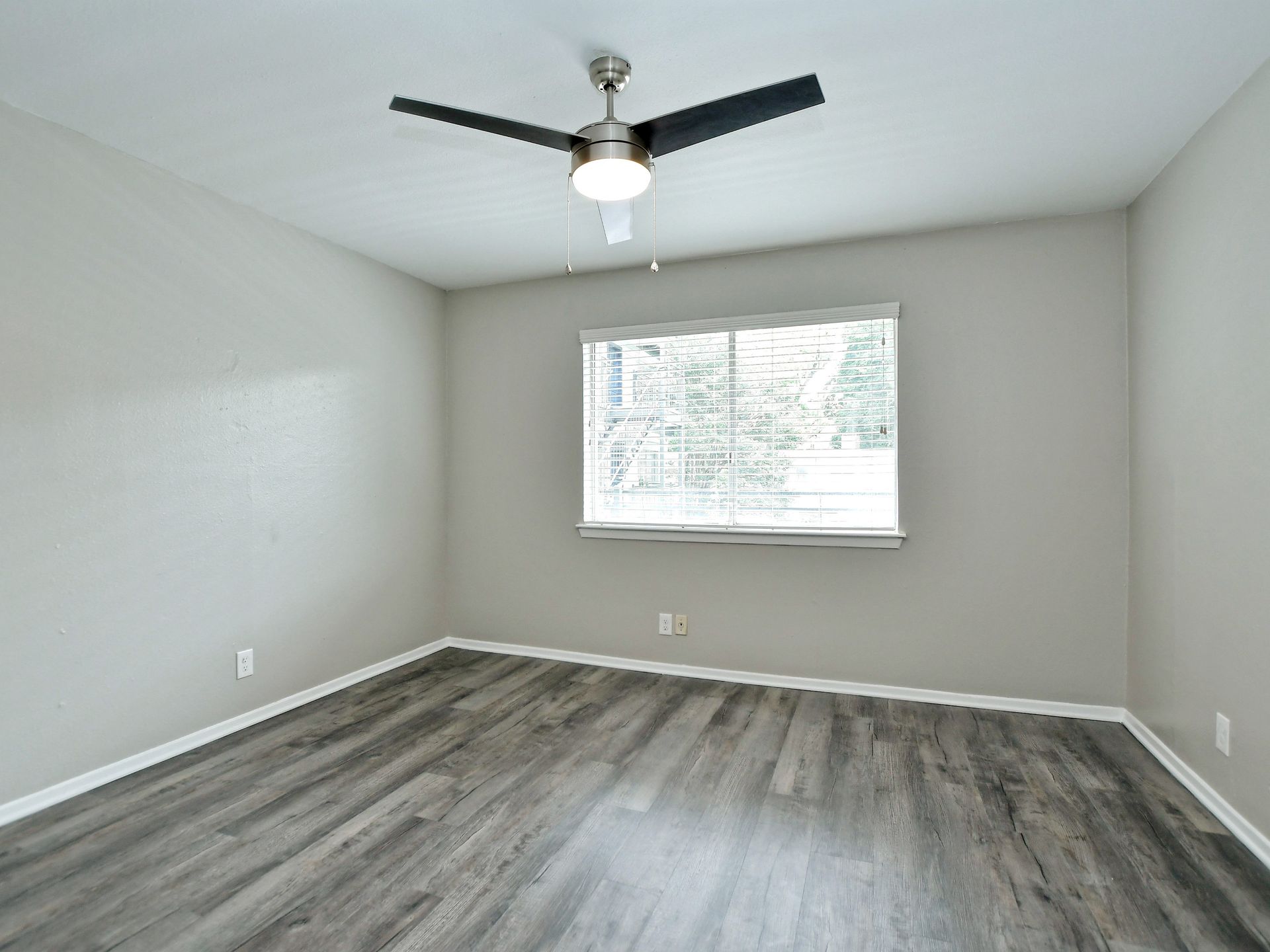 Sandpiper Apartments 9 of 12
