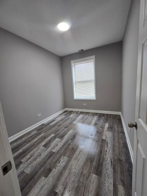 353 S Homan Ave unit 2 Chicago, IL 60624 – photo 1