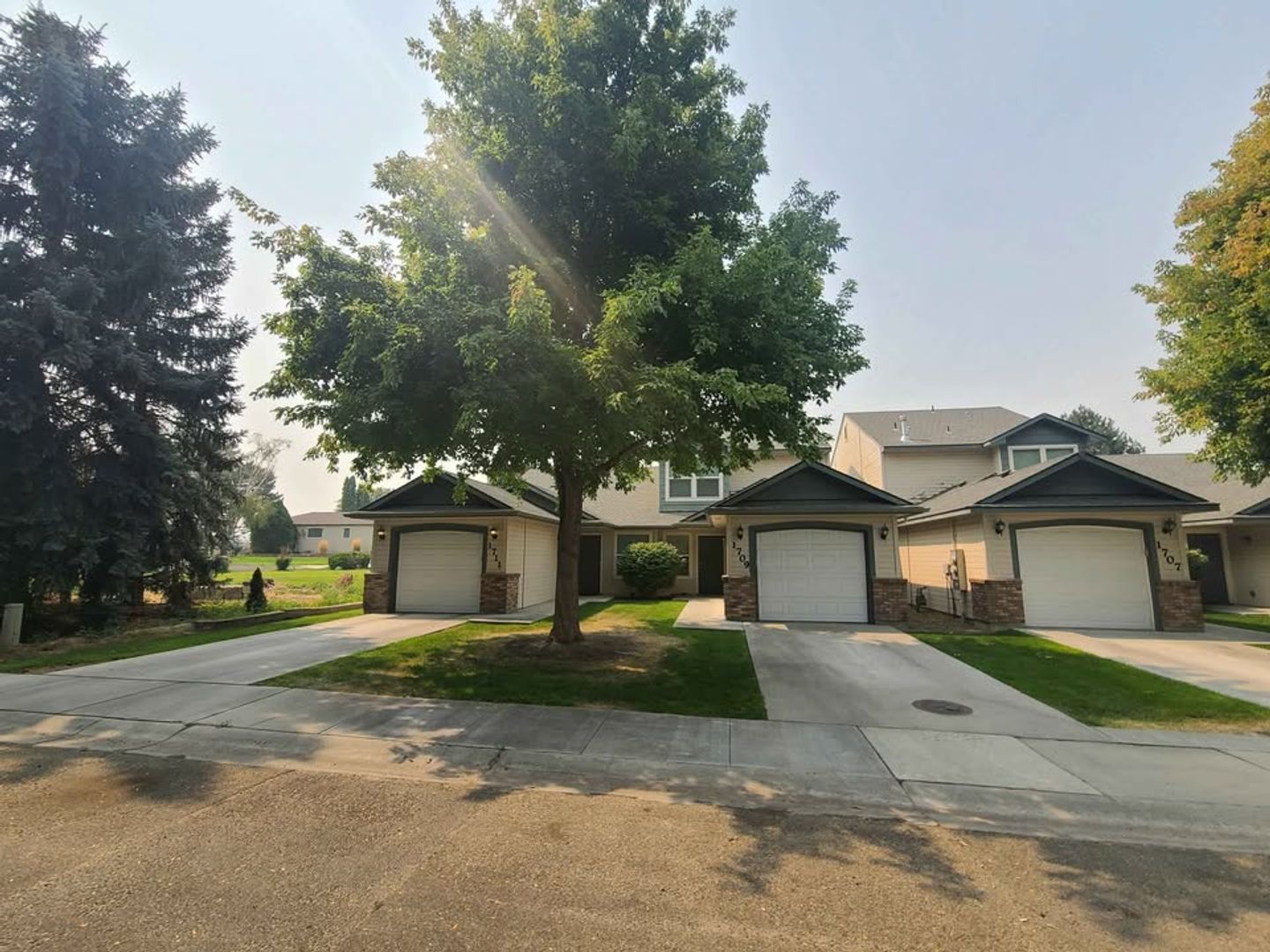 Nampa Townhome: 1711 Checola St.