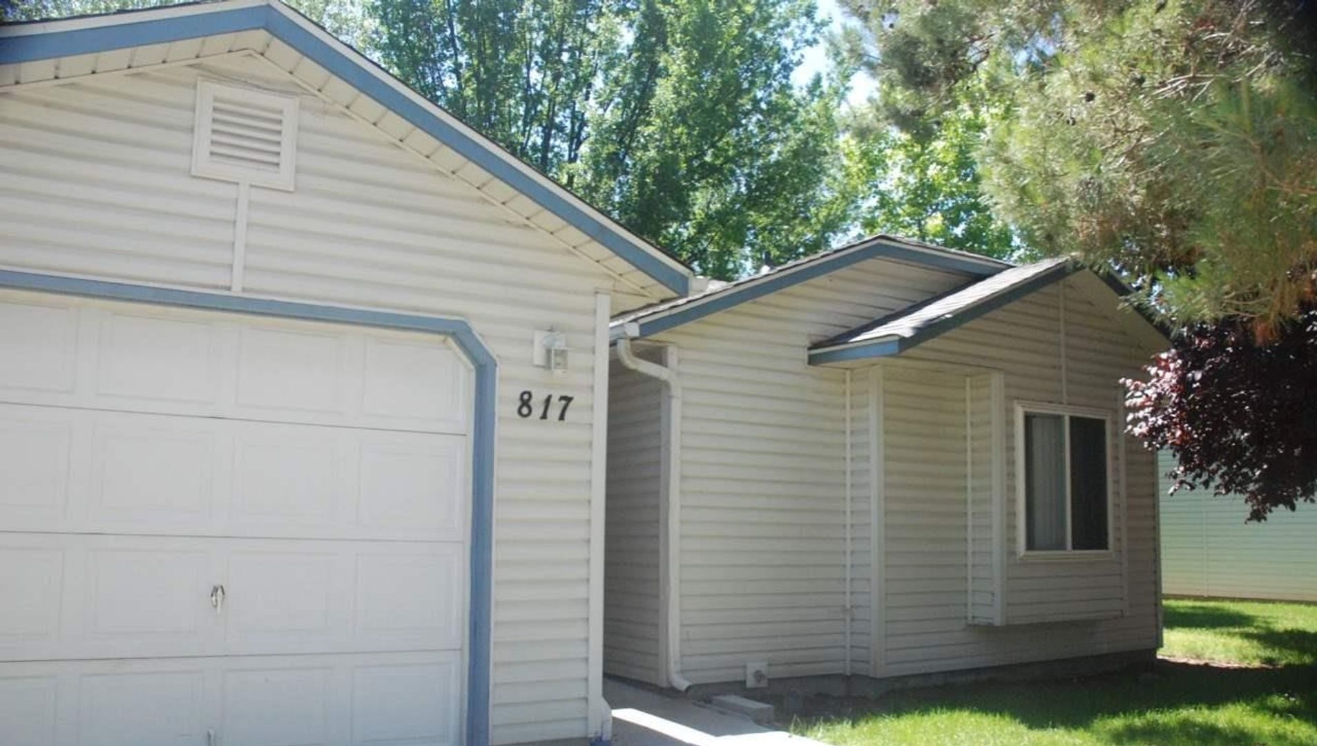 Nampa Apartment: 803-843 Comstock Circle