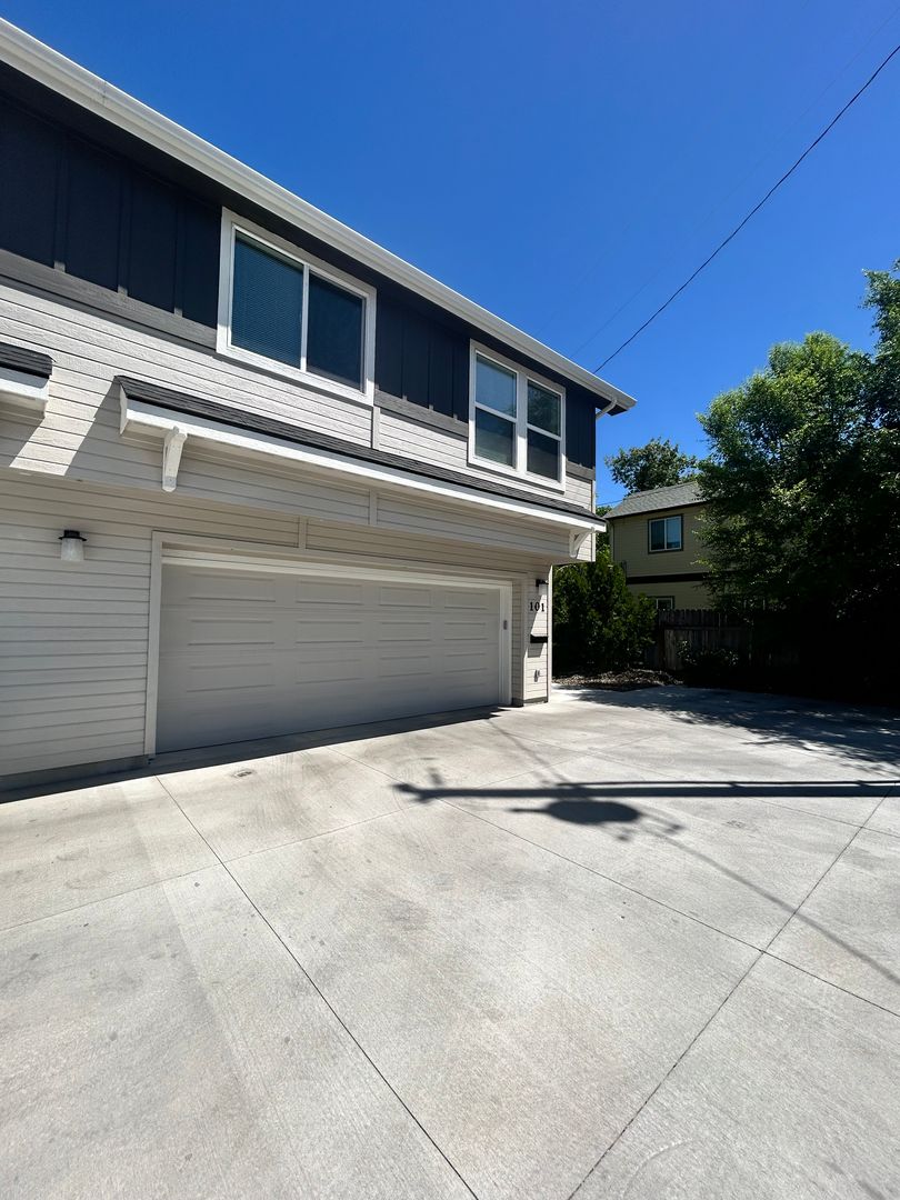 Boise Apartment: 2106 S. Vista Ave.