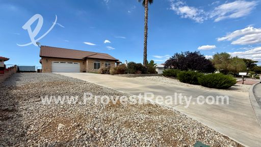 Stunning 3 Bedroom, 2 Bathroom Hesperia Home w/ Solar!!! – photo 1