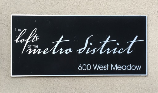 Luxury Condo in the Metro District Downtown – photo 1
