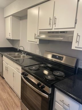 500 Elkton St., H25