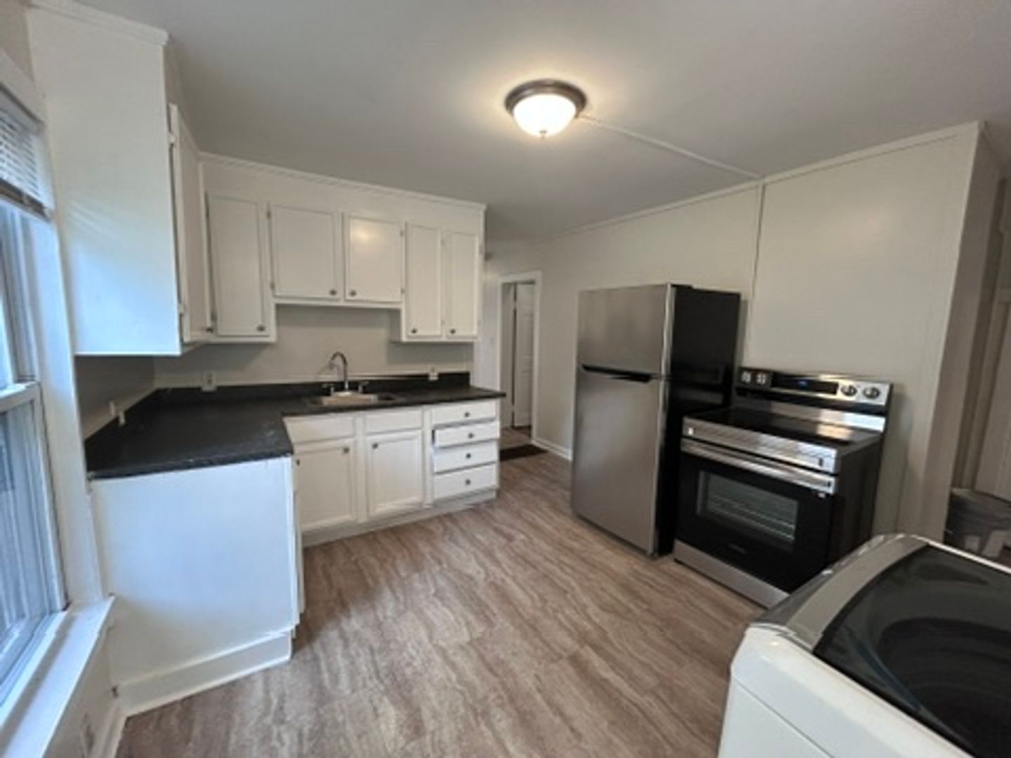 Bristol Apartment: 200 Prospect Street