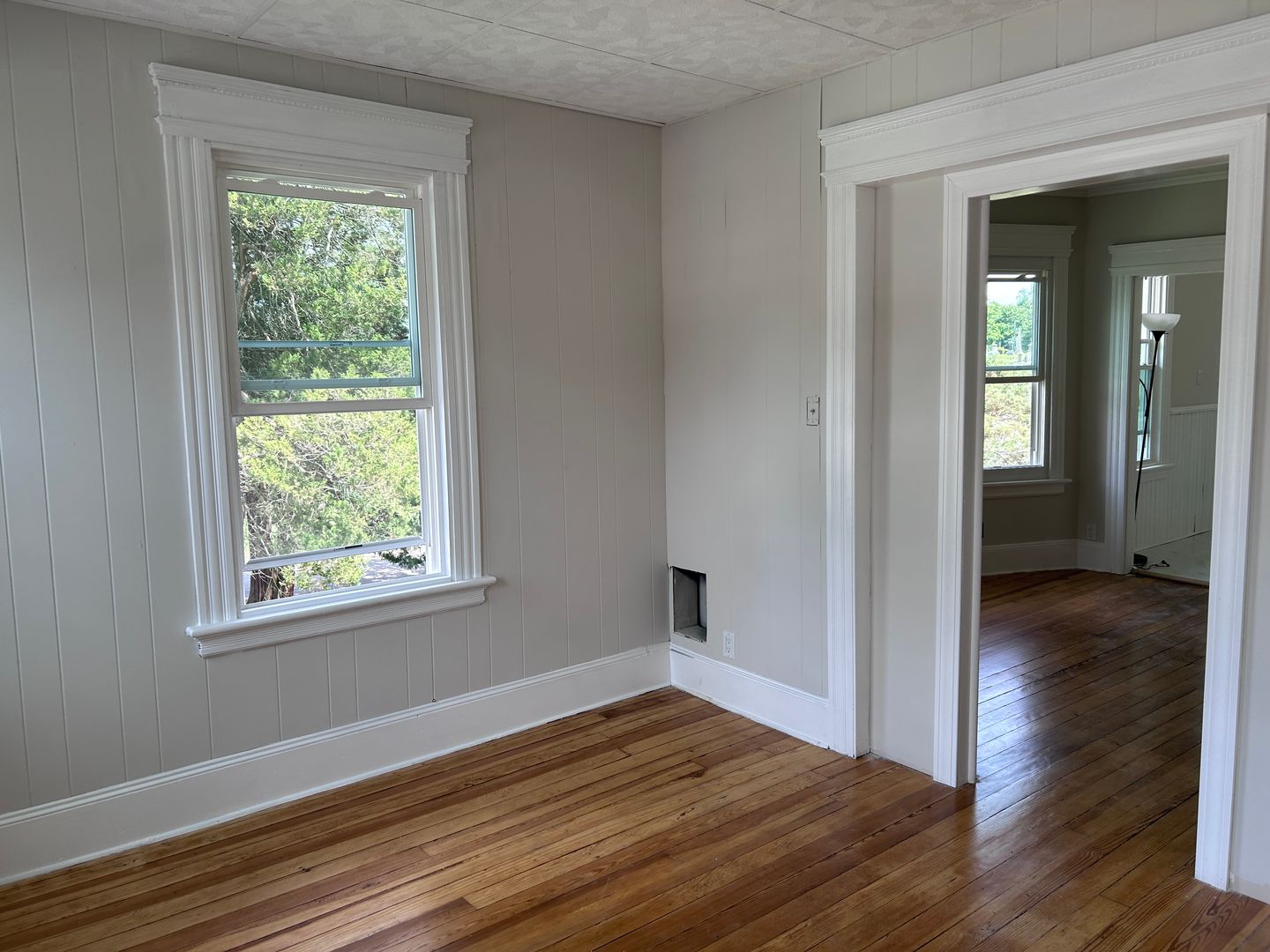 Ansonia Apartment: 25 Church Street