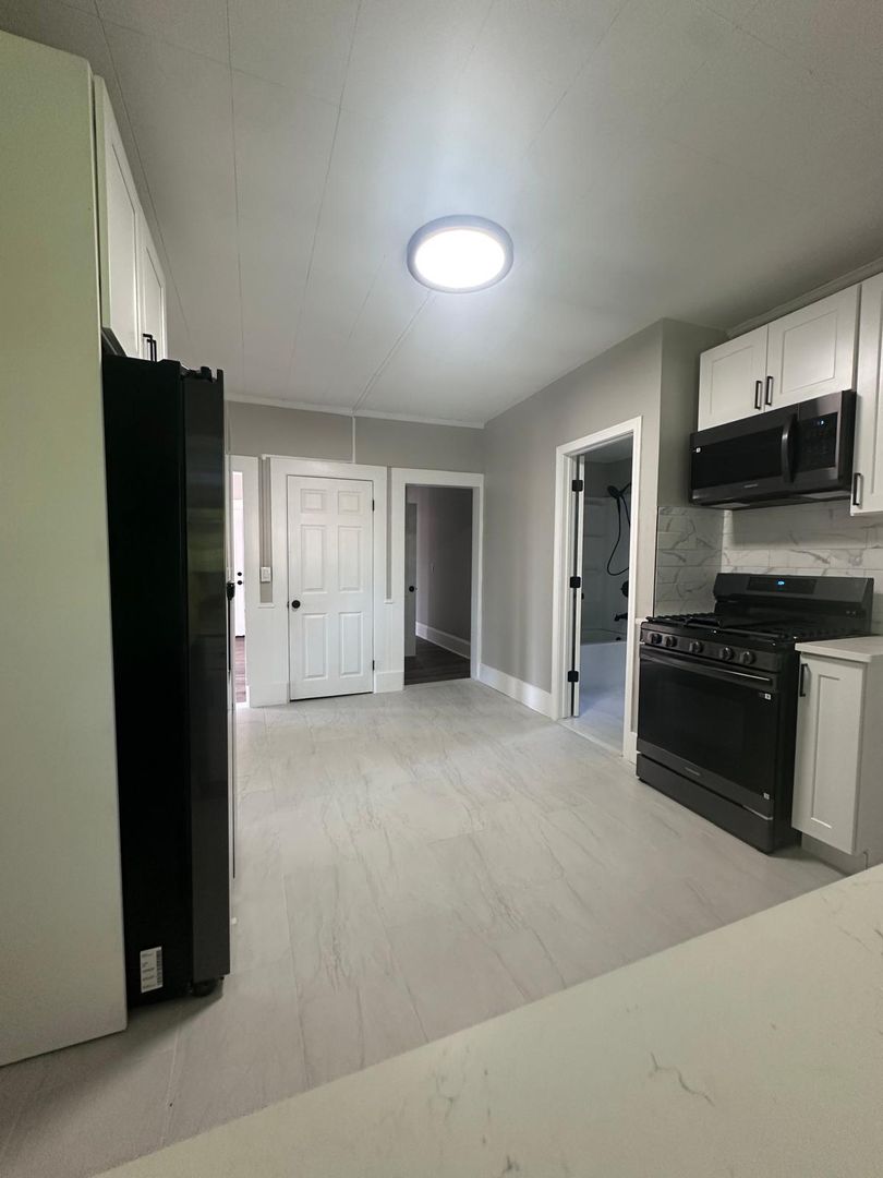 New Britain Apartment: 47 Hart Street