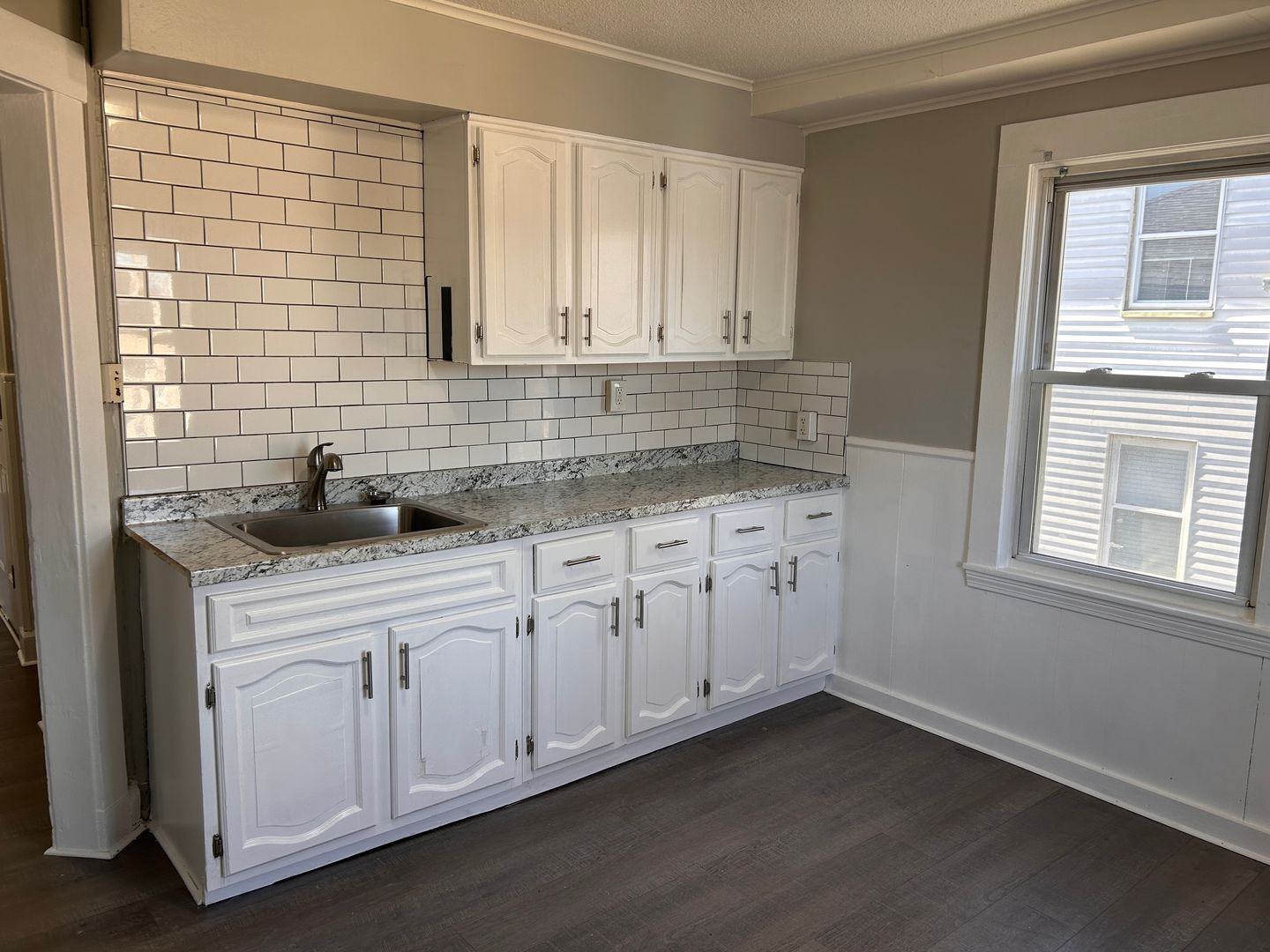 Bristol Apartment: 182 Greene St