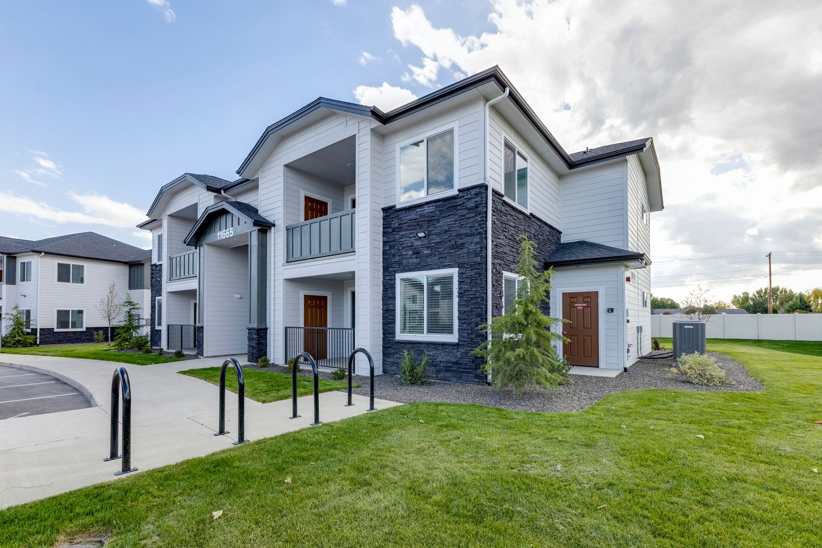 Caldwell Apartment: 11552 Leesburg Lane