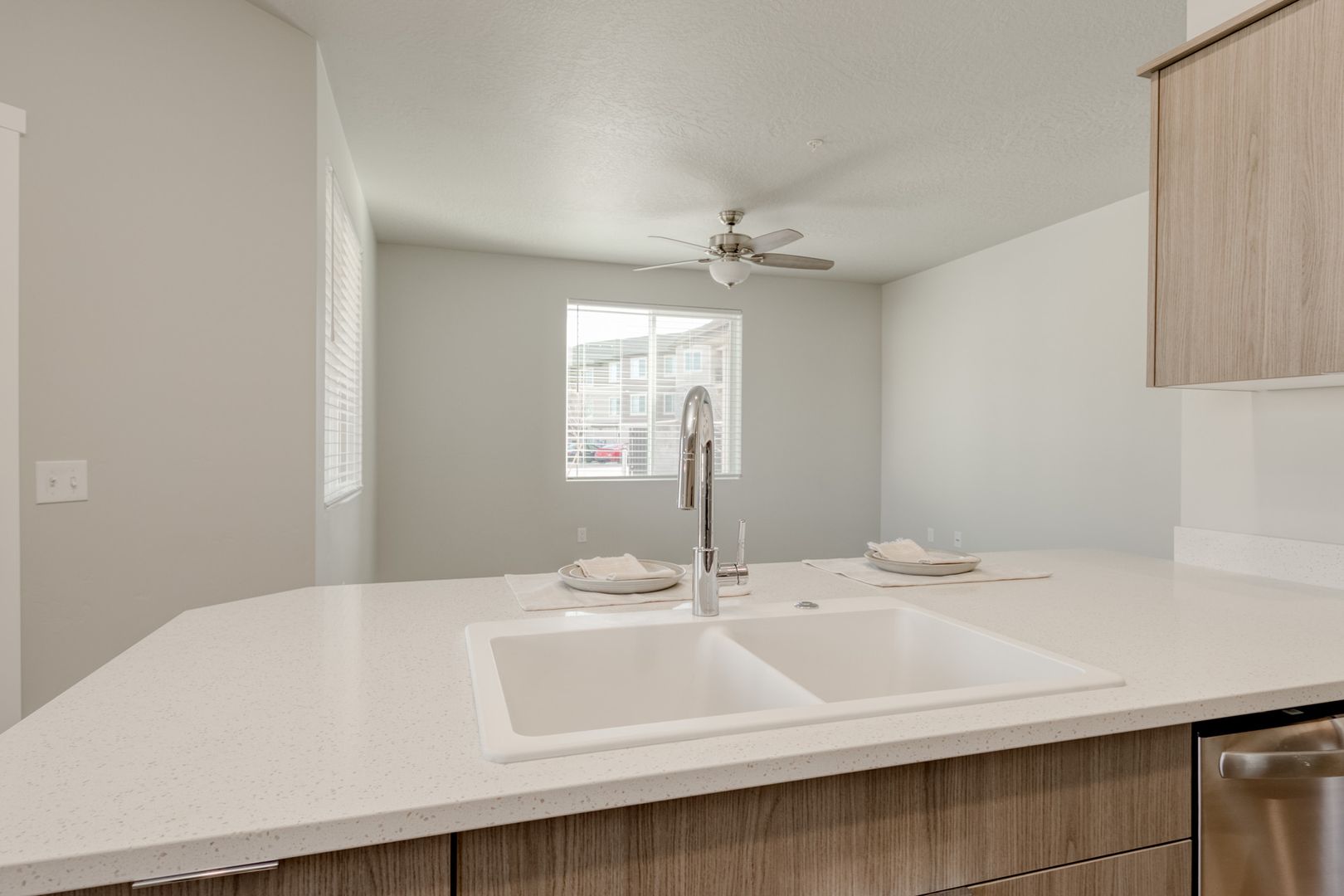 Meridian Apartment: 1715 S Grand Fork Way