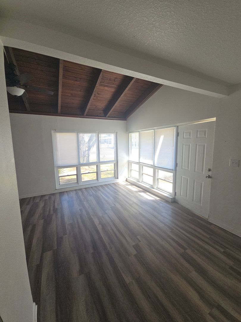 Haines City Apartment: 401 W Florida Ave