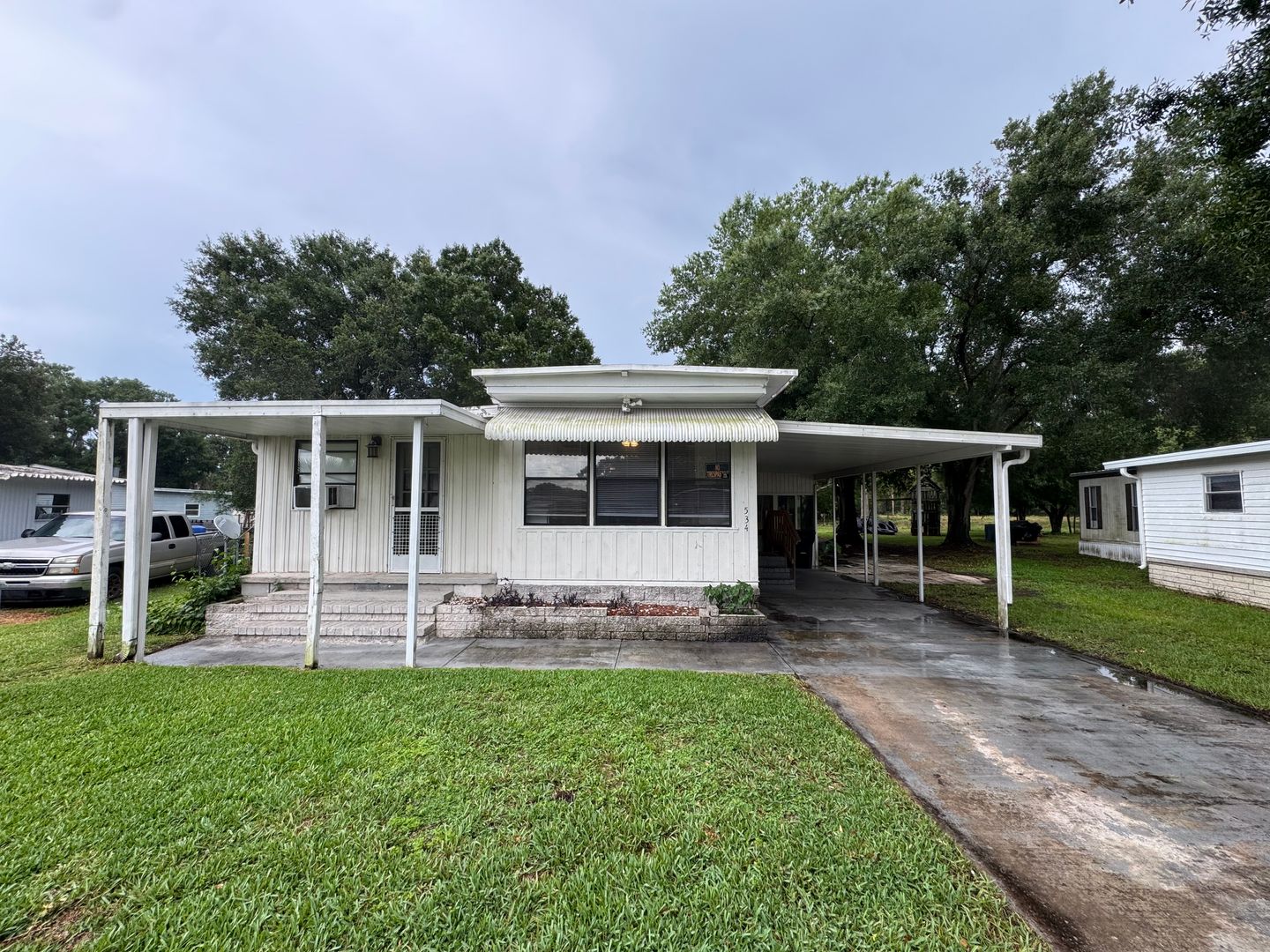 Lakeland House: 534 Oak Ridge E