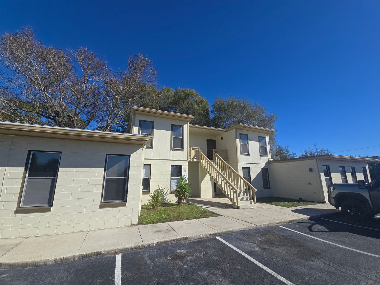 Haines City Apartment: 401 W Florida Ave