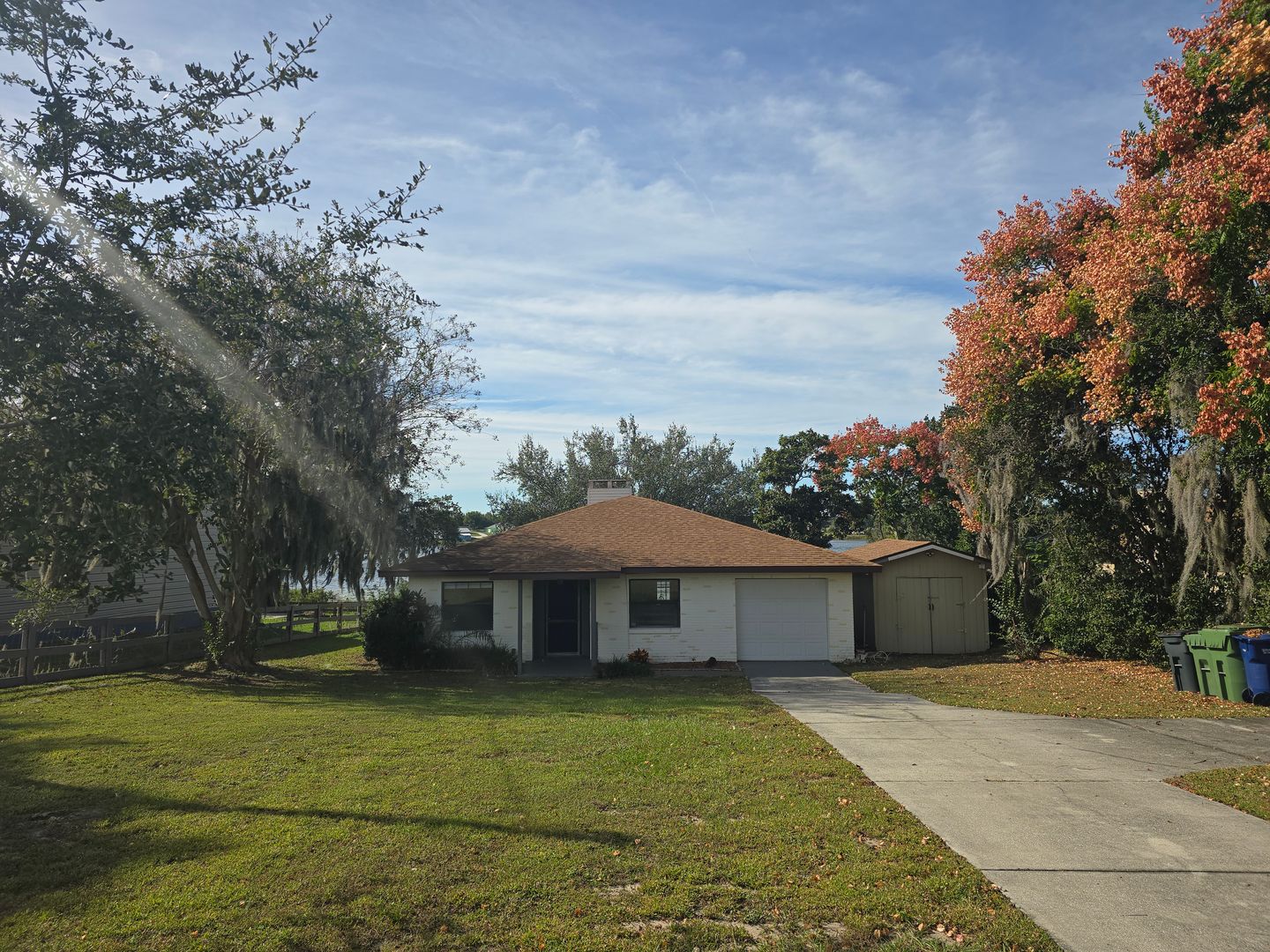 Winter Haven House: 1398 Lucerne Loop Rd NE