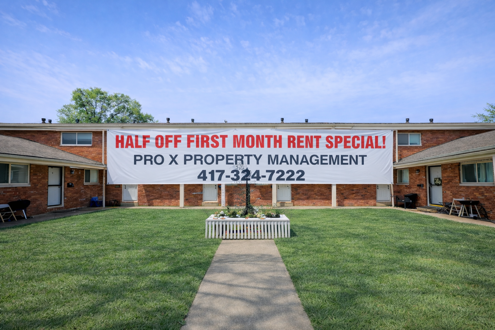 Springfield Apartment: 2929 & 2943 East University Street