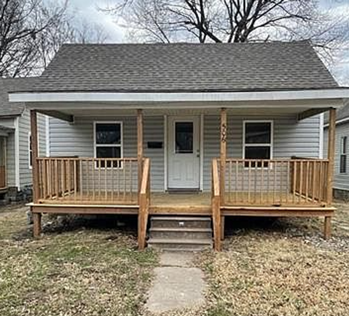 Pittsburg House: 1506 N Joplin