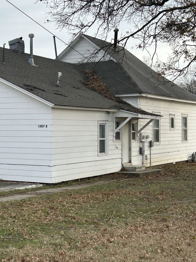 Pittsburg Apartment: 1007 E Madison