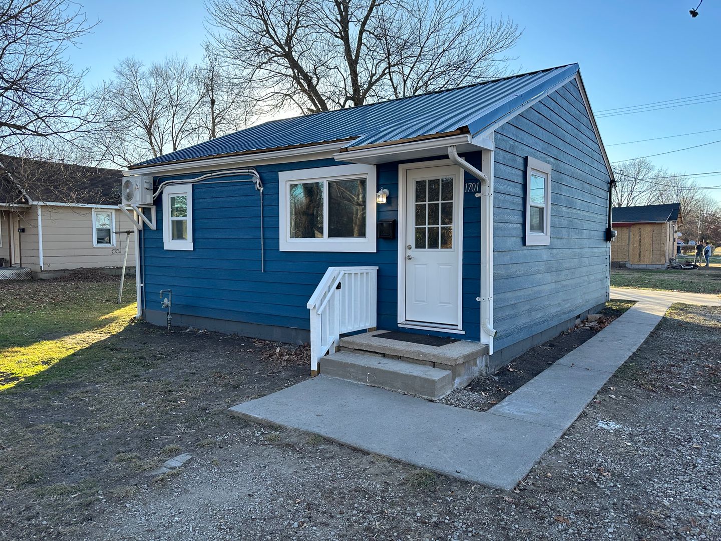 Baxter Springs House: 1701 East Avenue