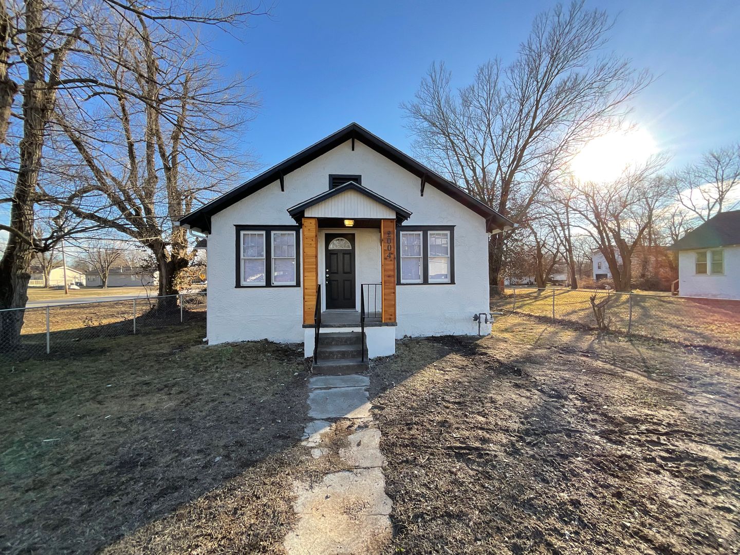 Joplin House: 2004 W 15th St