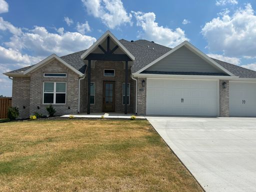 Four bedroom NEW build in Centerton – photo 1