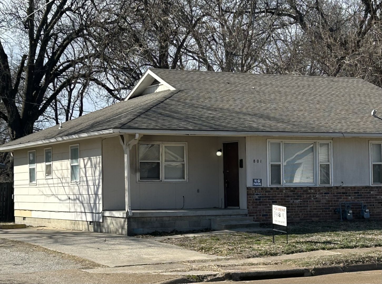 Pittsburg Apartment: 801 N Rouse