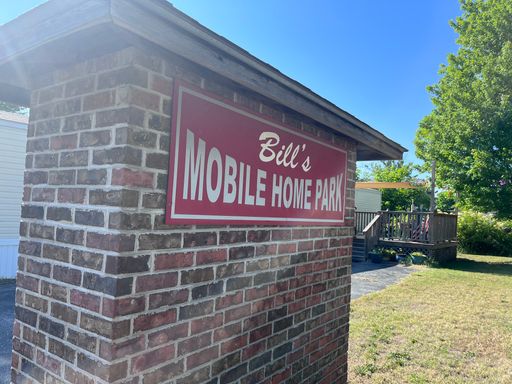 Lot for rent in this peaceful Mobile Home Park in WEBB CITY!!