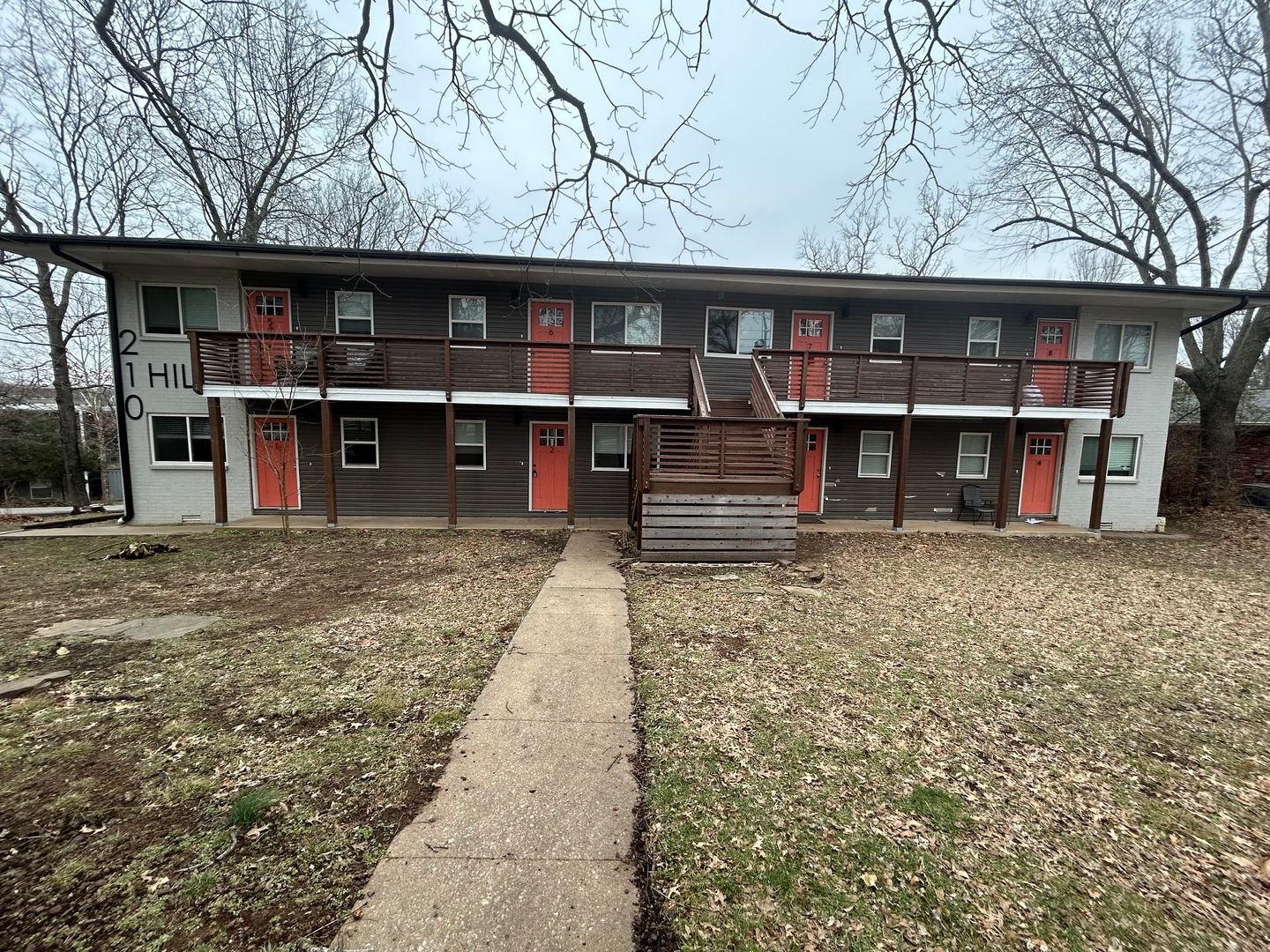 Fayetteville Apartment: 210 S Hill Ave