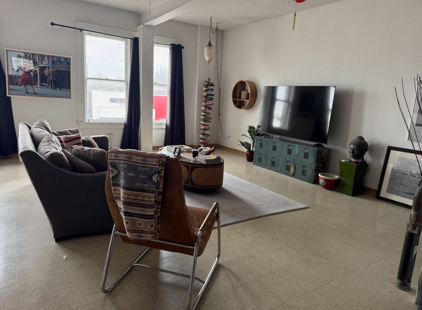 Dallas Apartment: 907 W Jefferson