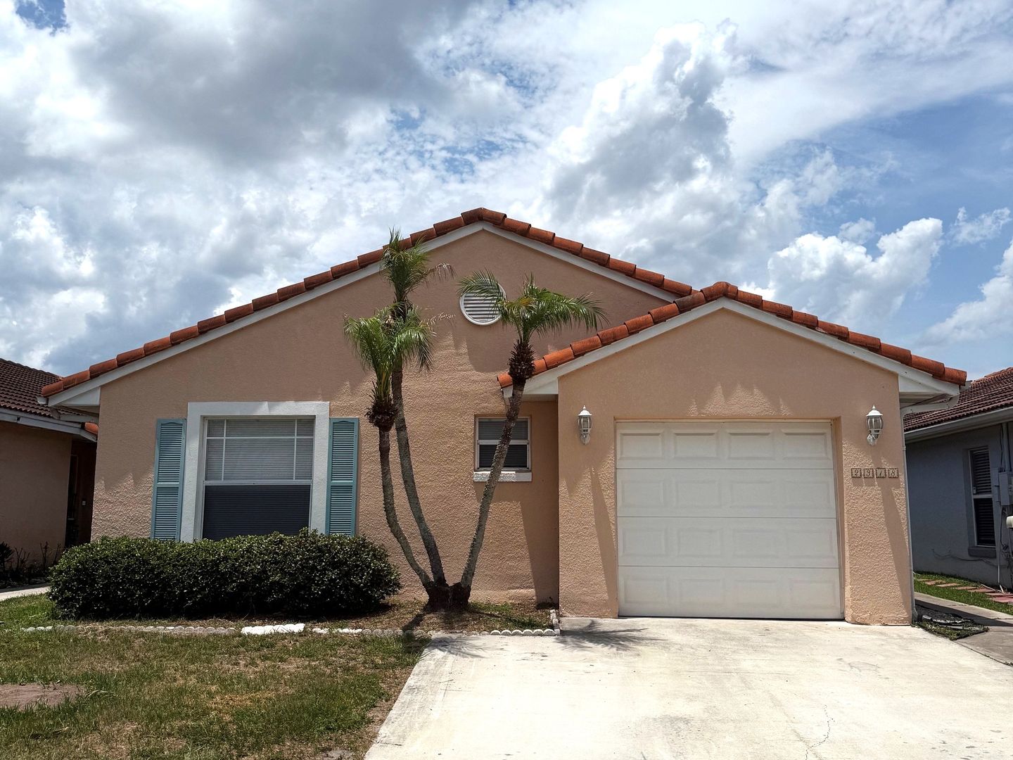 Kissimmee House: 2318 Santa Ana St