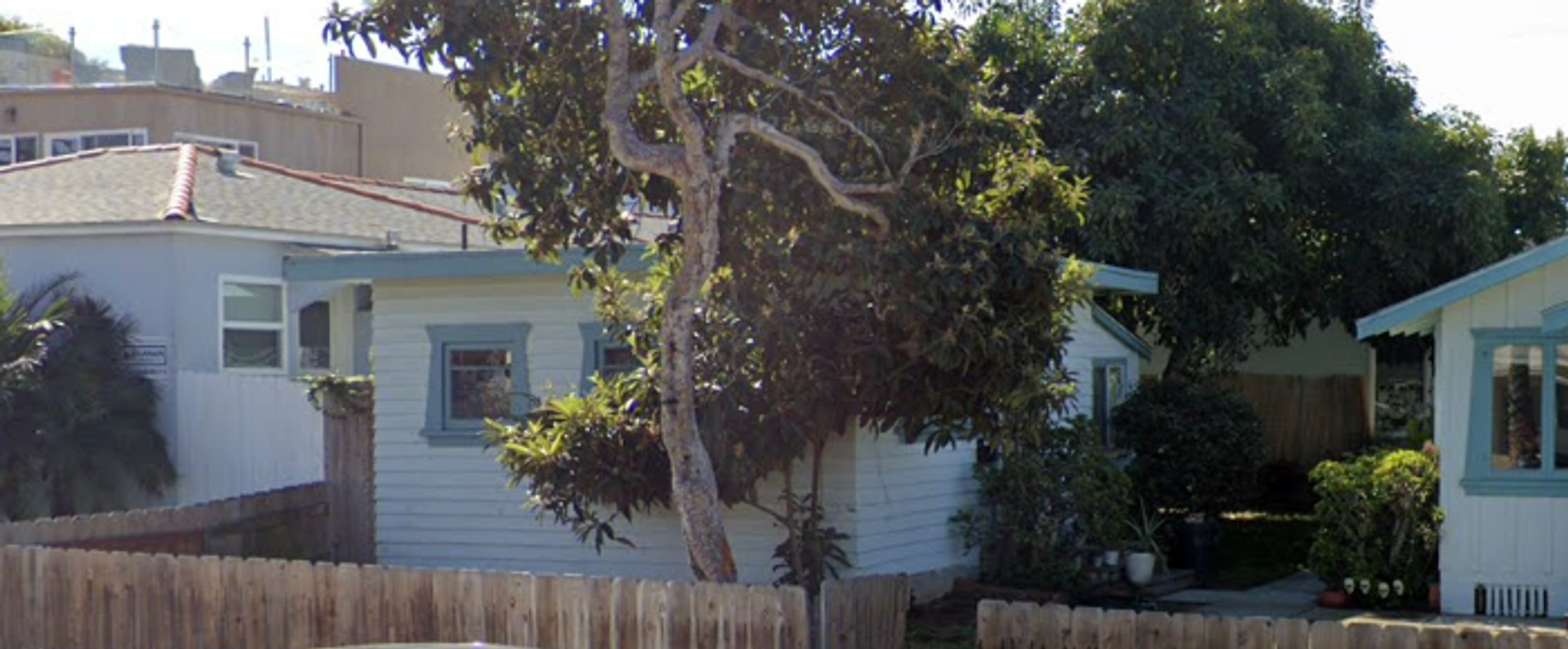 San Diego Apartment: 4833-39 Del Monte Avenue