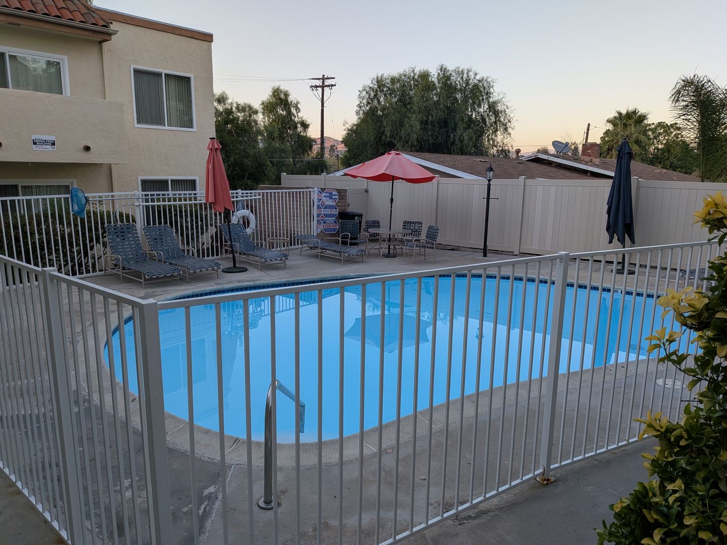 Santee Apartment: 8755 Mesa Rd