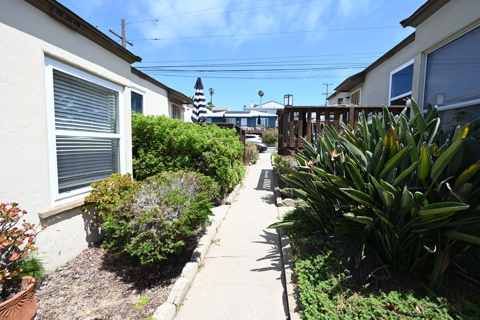 San Diego Apartment: 1770-80 Ebers Street