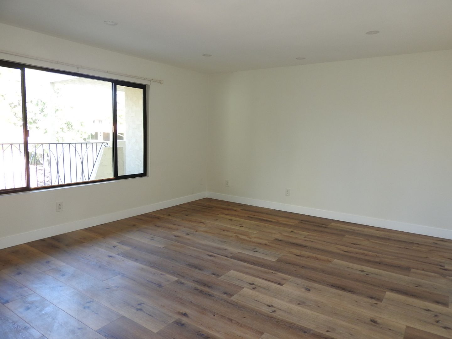 San Diego Condo: 4255 Asher St #49