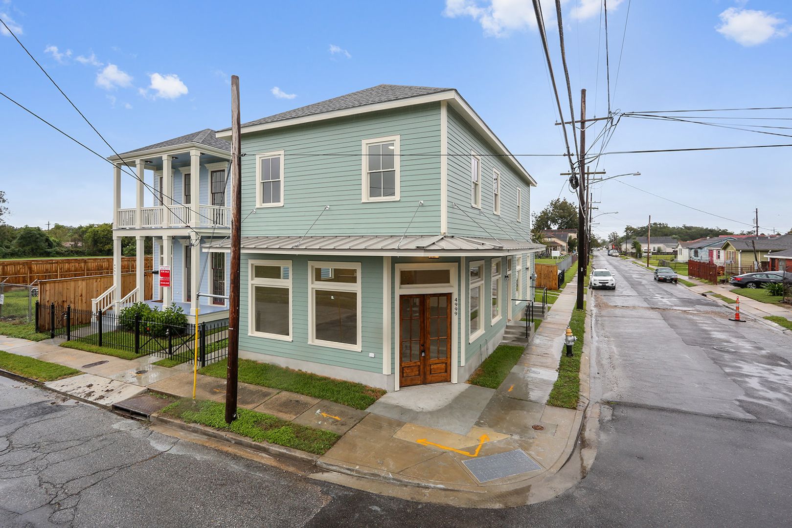 New Orleans Apartment: 4999 Burgundy Street