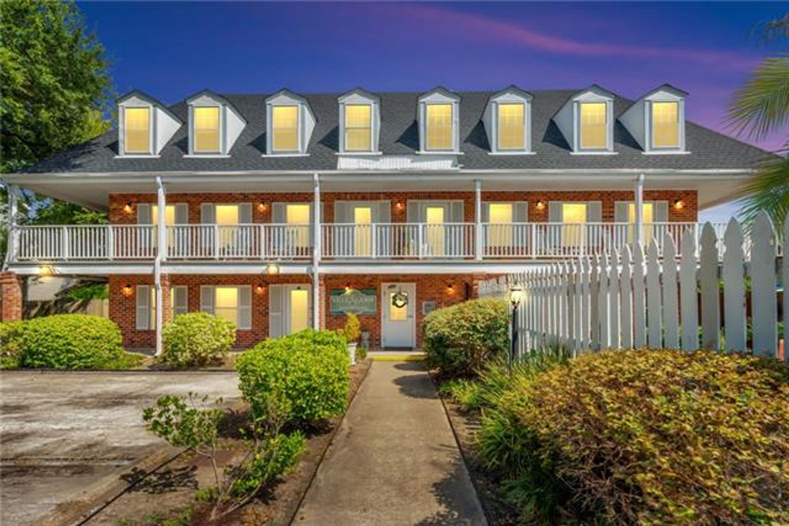 New Orleans Apartment: 818 Moss St.