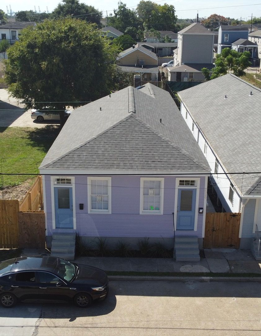 New Orleans Apartment: 2318 St. Andrew St