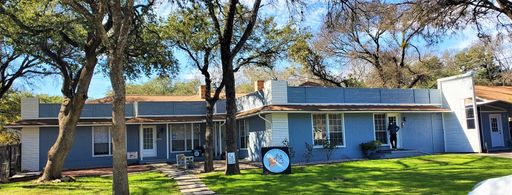 Office for rent – photo 1