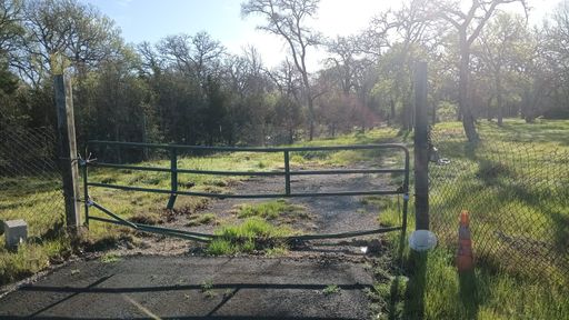 Prime 1-Acre Corner Lot: Fully Fenced, Utility-Ready & Endless Possibilities! – photo 1