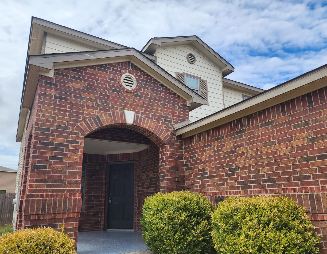 Austin House: 11316 Drumellan ST