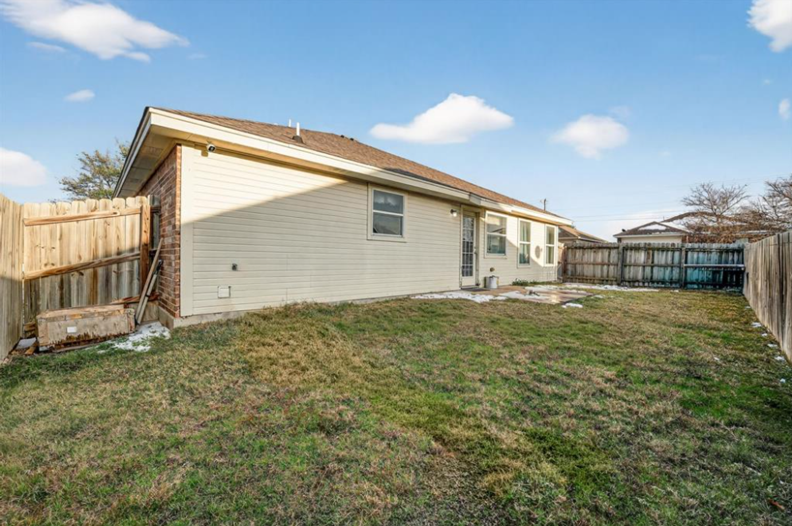 Jarrell House: 101 Soapstone Dr