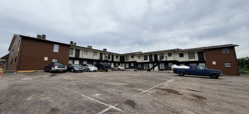 2BD1BA Apartment unit for rent. – photo 1