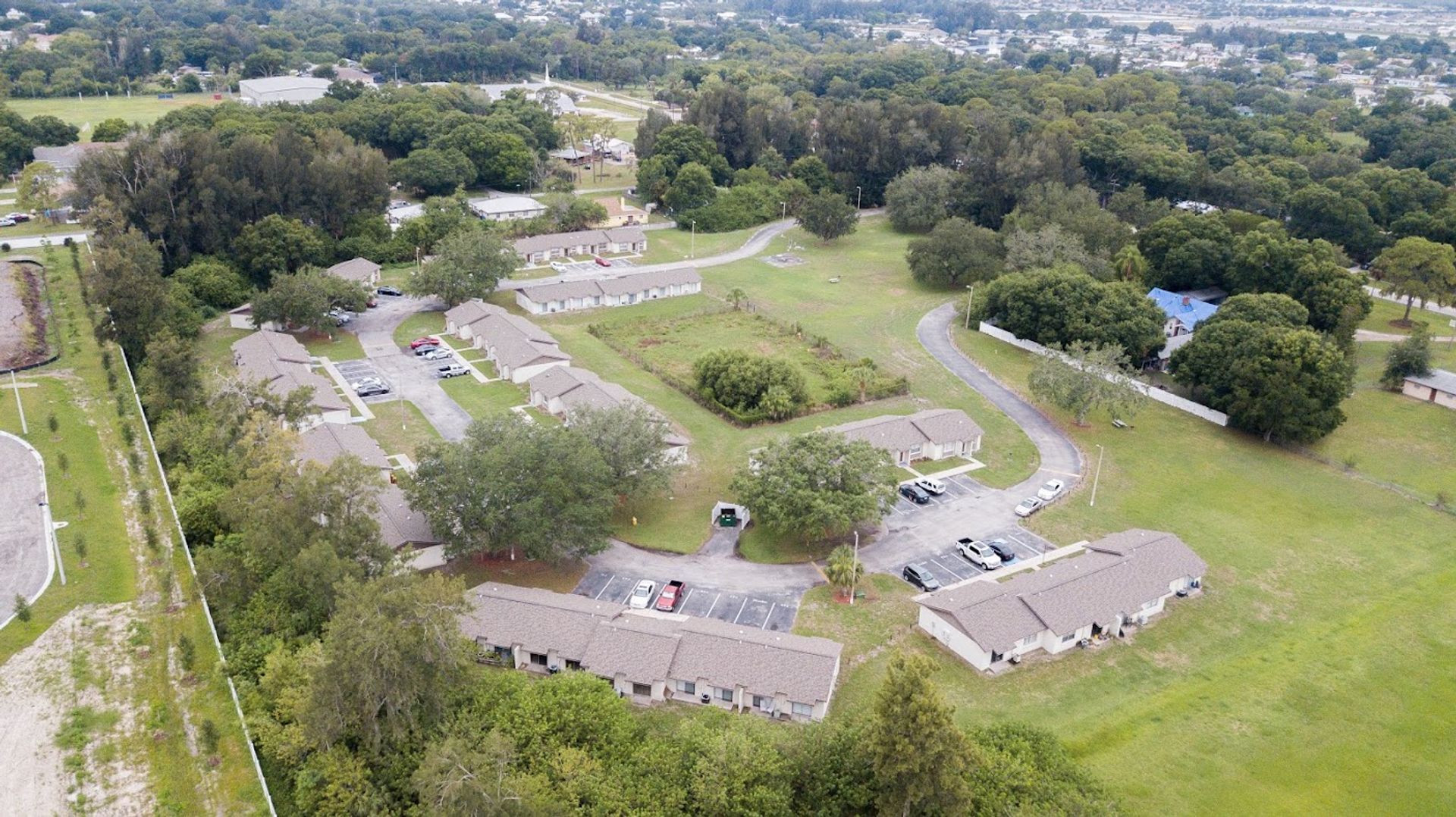 Ruskin Apartment: 709 Oceanside Cir