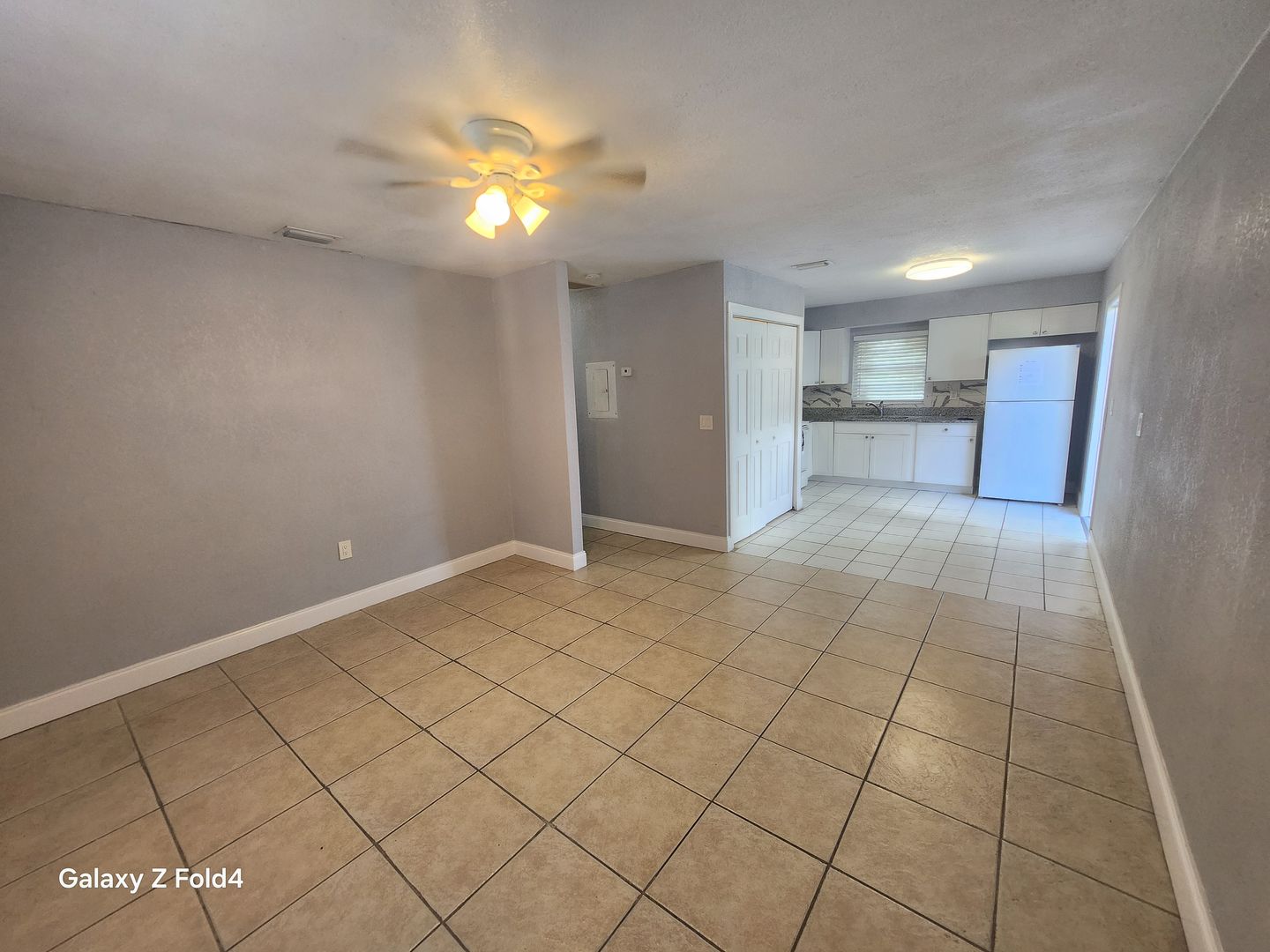 Tampa Apartment: 5702 N Lincoln Ave