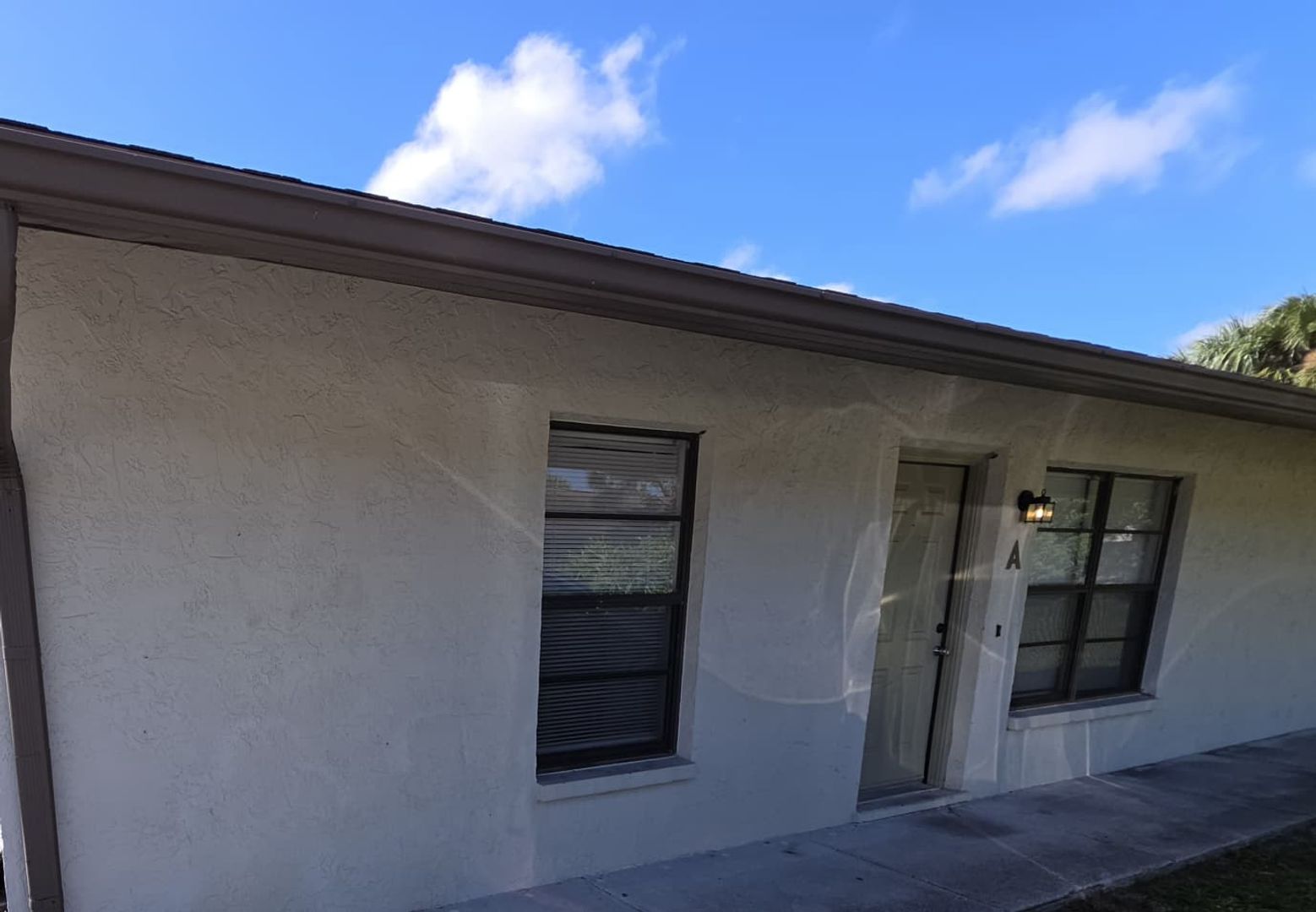 Seminole Apartment: 9402-9563 Lynn Ln